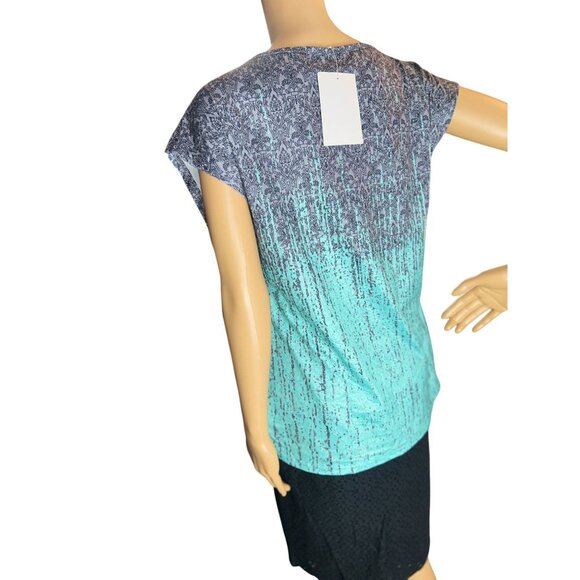 (5 for $25) Short Sleeve Paisley Ombre Fitted Top Size Medium NWT - Picture 4 of 6
